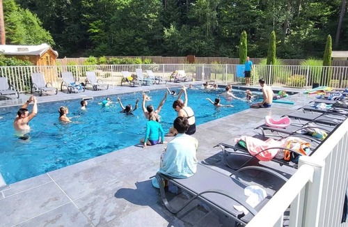 Aydat House | Camping - Piscine - ccbaiff