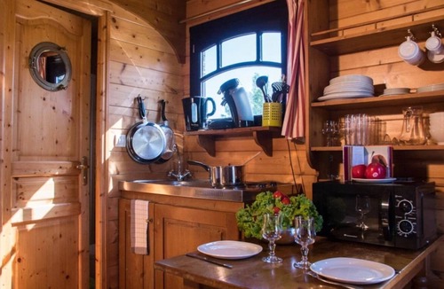 Chassenard House | Camping - Piscine - eeced0