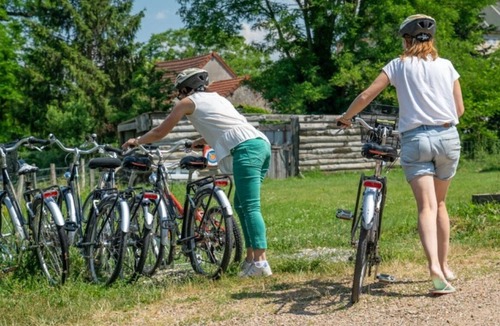 Chassenard House | Camping - Piscine - eeced0