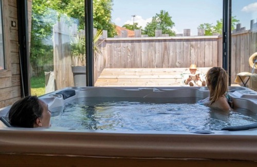 Chassenard House | Camping - Piscine - eecedf