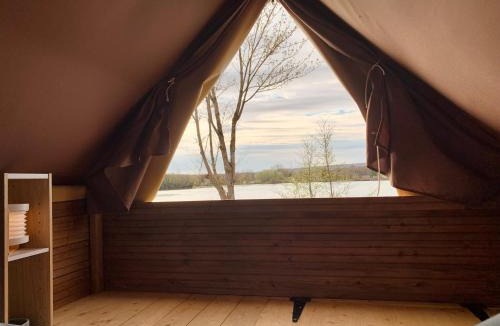 Serrieres-de-Briord Other | Camping Point Vert