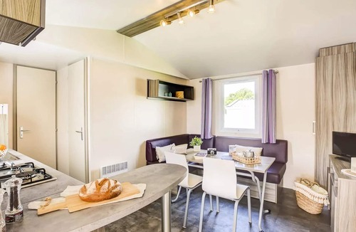 Landevieille House | Camping Romanée L'Evasion * - Comfort Mobile Home 3 Rooms 4 People + TV