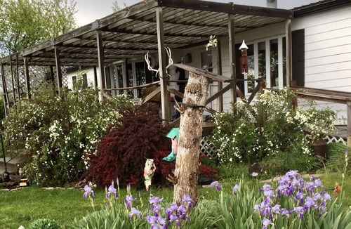 Mellette County RV Rental | Camping space with hook ups hosted by a working ranch family
