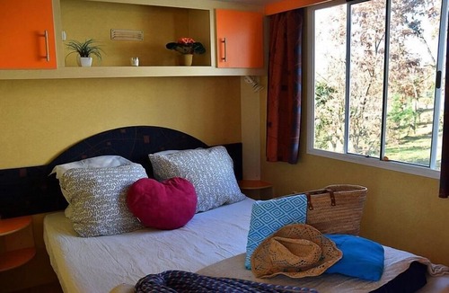 Saint-Antonin Noble Val House | Campsite Les 3 Cantons **** - Mobile home Bleu 3 rooms 4 persons
