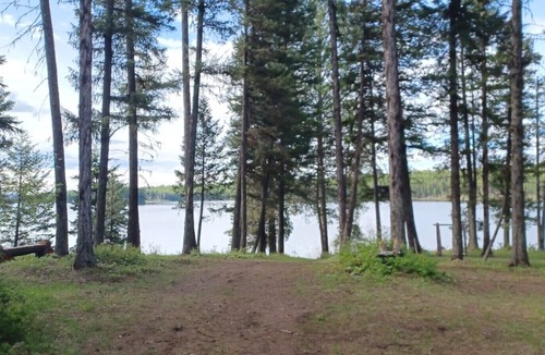 Olney RV Rental | Campsite #10 with Lake Access