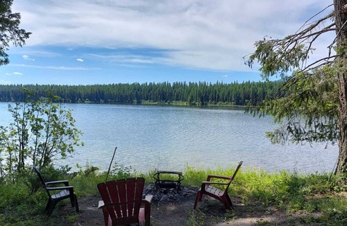 Olney RV Rental | Campsite #6 with Lake Access