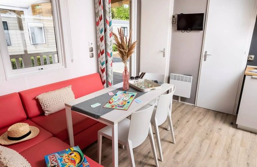 Saint-Hilaire-de-Riez House | Campsite Domaine des Salins * - Mobil home Grand Confort 31 m2/3 bedrooms - covered terrace 6 people
