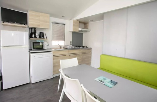 Foix House | Campsite DU LAC * - cottage 3 bedrooms 6 people