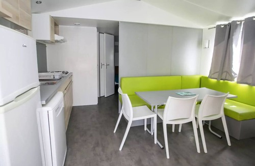 Foix House | Campsite DU LAC * - cottage 3 bedrooms 6 people