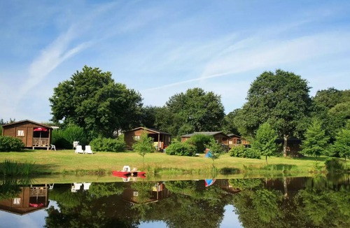 Sainte-Reine-de-Bretagne Ski Chalet | Campsite Le Deffay * - Chalet Cajou (without sheets or towels) 2 persons