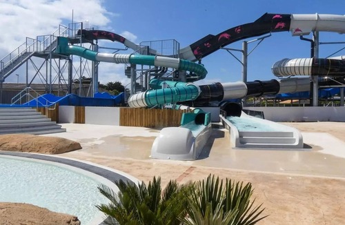Les Sables d'Olonne House | Campsite Le Bel Air * - Authentic 3 Room Mobile Home 4/5 People + TV