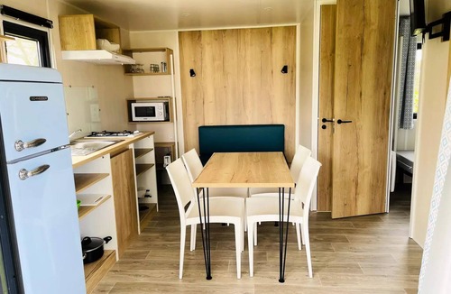 Guerande Cabin | Campsite La Fontaine* - Surfer Cabin 3 rooms 4 people Without Bathroom