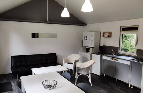 Champagnac-le-Vieux Ski Chalet | Campsite La Chanterelle* - 4 Room Chalet 6 People
