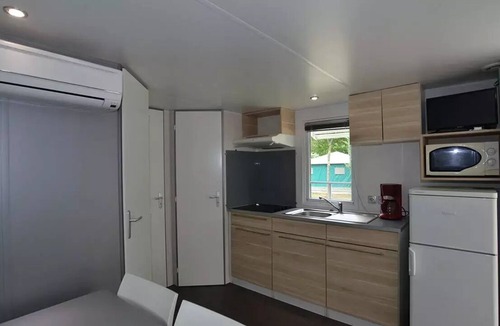 Vagnas House | Campsite La Rouvière Les Pins * - Bungalow-Mobil 5 persons