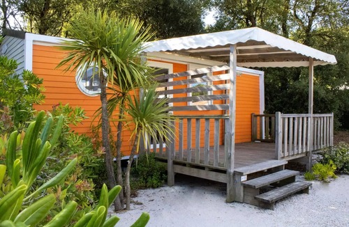 Saint-Jean-de-Monts House | Campsite Le Bois Verdon * - Cottage LITCHI - 26m2 - semi-covered wood terrace - 2 bedrooms 4 people