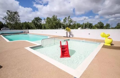 Puyravault House | Campsite Le Merval * - 3 Room Canvas Bungalow 4 People