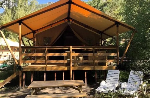 Mostuejouls House | Campsite LES PRADES * - Lodge with sanitary facilities 35m2 6 people