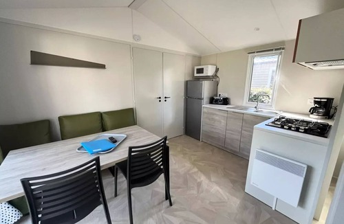 Paimboeuf House | Campsite Ushuaia Villages the Estuary * - Mobil home Eden - 25m2 - 2 bedrooms - covered terrace side 4 people