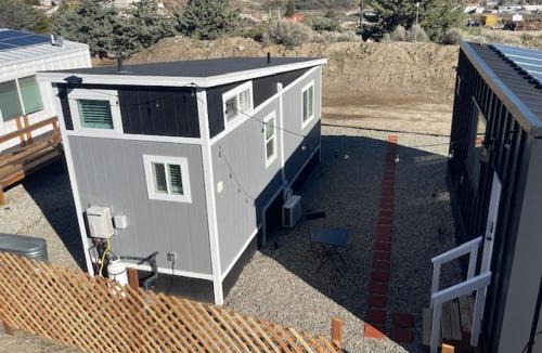 Lebec Hotel | CampTinyHomes