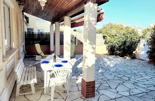 La Cote Radieuse House | Canétoise T3, Terrace, Pets allowed, 500m Beach