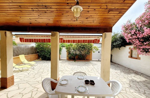 La Cote Radieuse House | Canétoise T3, Terrace, Pets allowed, 500m Beach