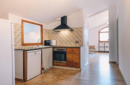 Beguda Apartment | Can Blanc de Dalt – Spacious Apartment in Garrotxa Natural Park