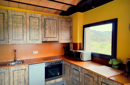 Castellfollit de la Roca Apartment | Can Castell