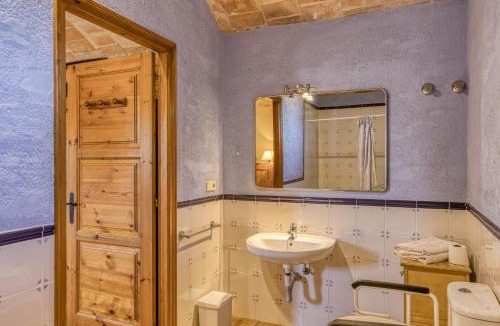 Serra de Daro House | Can Casadellà