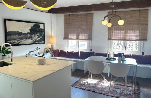 Campdevanol House | Can Clavetaires