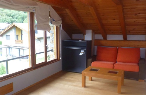Montardit de Baix Cottage | Can Congost is a typical Catalan Pyrenean house of 240m with 5 bedrooms and 5 bathrooms.