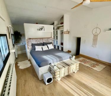 Tortosa House | Can Mimosa Guesthouse