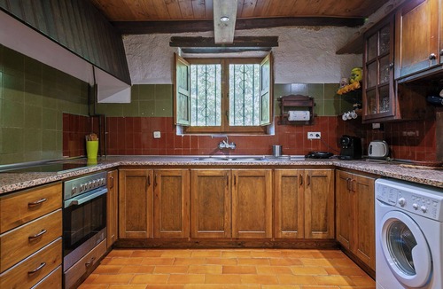 La Cellera de Ter Cottage | Can More Rural Accommodation. Where silence speaks to you and life listens.