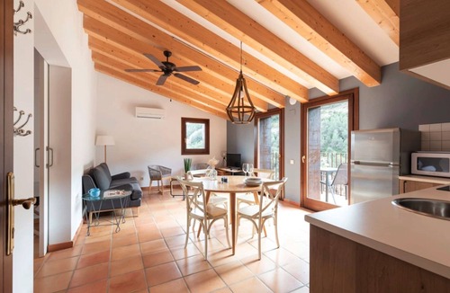 Orpi Apartment | Can Morei - Montserrat. Aparte. 2/3 Personas
