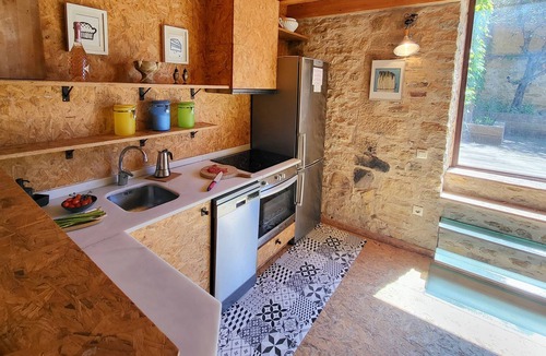 Peratallada House | Can Orient