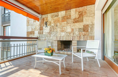 Roses Town Center Apartment | CAN PARRAMON D 2 2 Roses