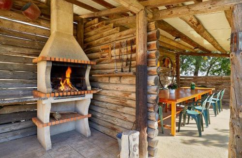 Serra de Daro House | Can Pujol - Casa Rural 16-20 personas