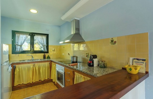 Serra de Daro House | Can Pujol Turisme Rural