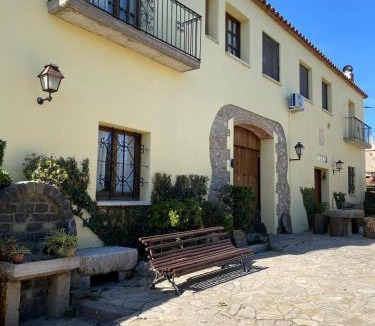 Alfar House | Can Santaulària de El Far d'Empordà