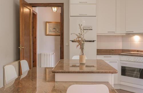 Besalu House | Can Severí, casa con historia en Besalú