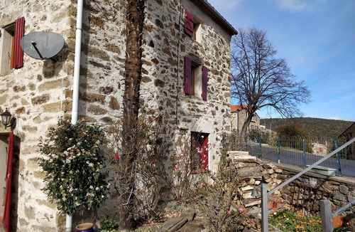 Taulis House | Can Stick, the calm between sea and mountain