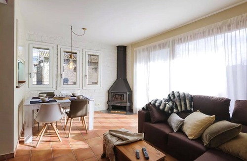 Joanetes Apartment | Can Trona Apartment 1B