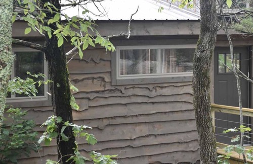 Eureka Springs Resort | Can U Canoe Suite 114