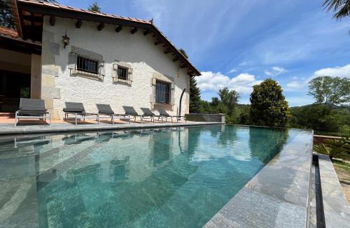 Sant Feliu de Pallerols House | Can Vilallonga