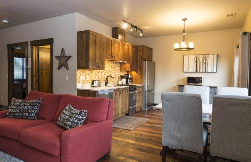 Whitefish House | Cana Loft 301