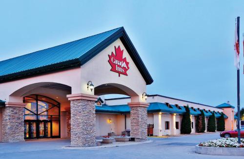Portage La Prairie Hotel | Canad Inns Destination Centre Portage la Prairie