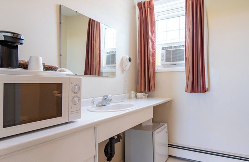 Central Bedeque Hotel | Canadas Best Value Inn & Suites Summerside