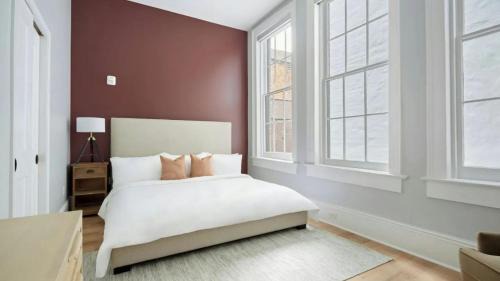 Central Business District Hotel | Canal 3rd Floor Buyout by AvantStay