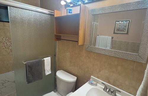 Oviedo House | Canal Front 2BR + Den Near Lake Jesup