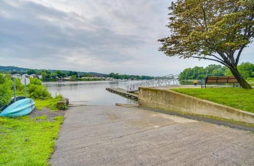 Village of Waterford Apartment | Canal-Front Gem! 25 Mi to Saratoga Springs & Track