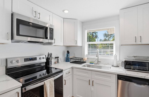 Palmetto House | Canal-Front Oasis in Terra Ceia: Pool, Patio, Dock